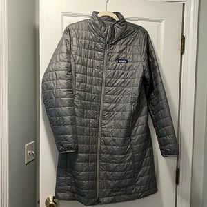 Never worn Patagonia long jacket